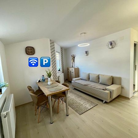 Jokai Apartments Nr9, Code Entry Sfantu Gheorghe  ภายนอก รูปภาพ